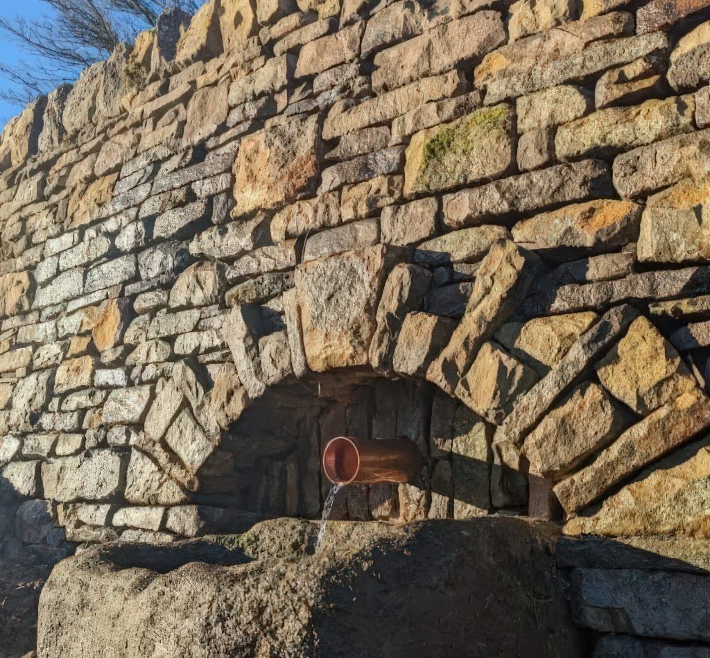 Farmhouse boundary wall with stone water feature, cowling-2-topaz-standard v2-4x dry stone wall feature
